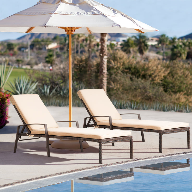 Patio Lounge Chair Set with a parasol